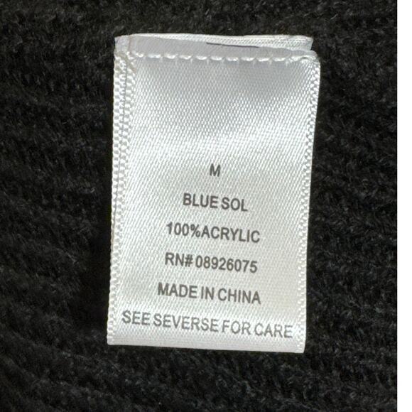 NWT Blue Sol Medium Black Cape Sweater Poncho With Gold Accent Buttons - Picture 5 of 7